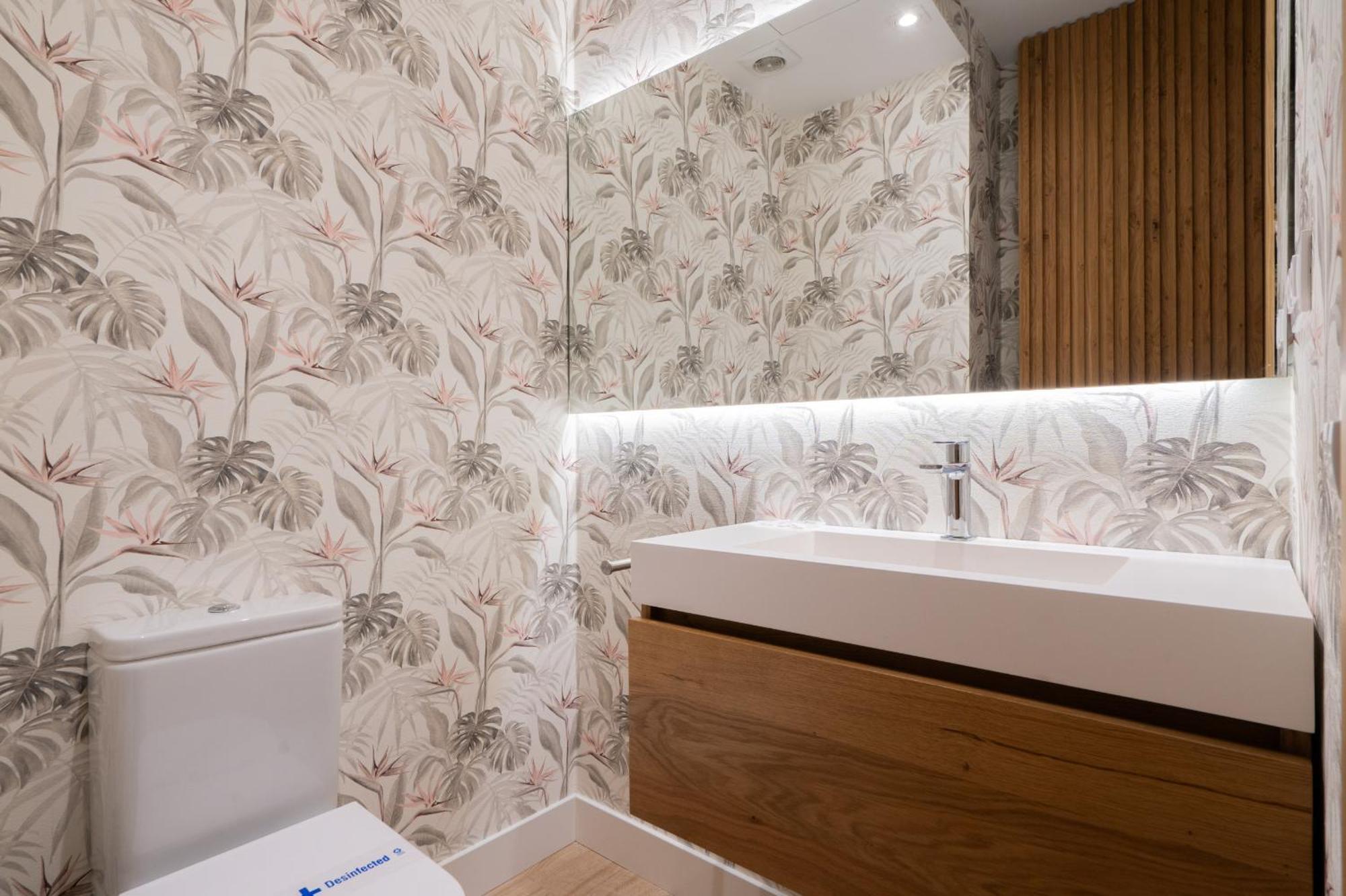Appartamento Apartamento De Lujo En Gran Via Madrid Esterno foto